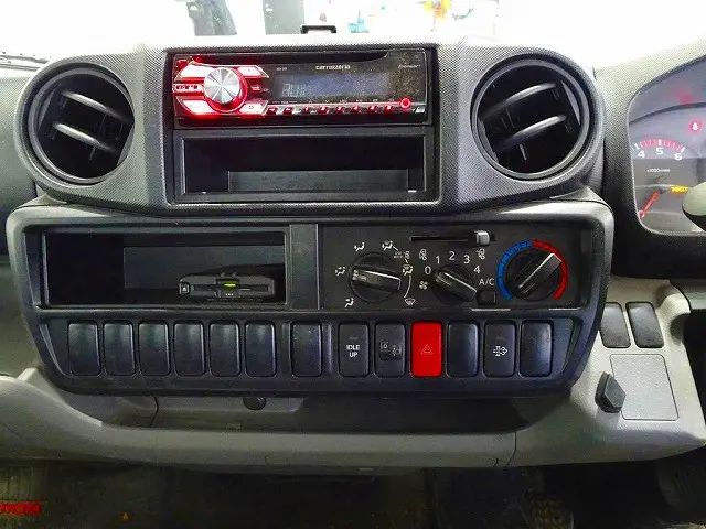 トヨタ トヨエース LDF-KDY281(4WD)の写真10