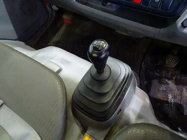 トヨタ トヨエース LDF-KDY281(4WD)の写真14