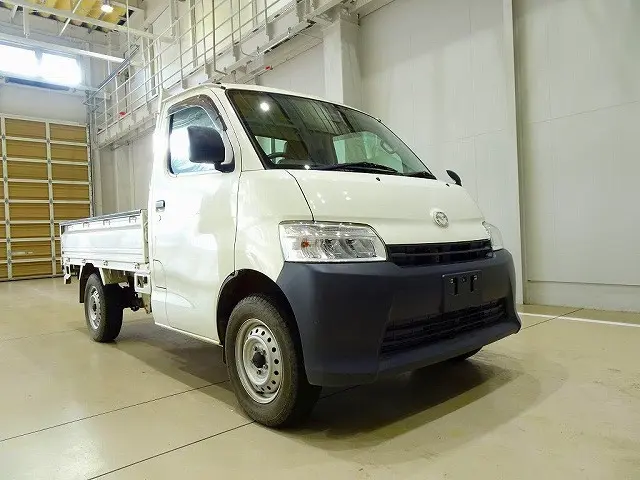 マツダ ボンゴトラック 5BF-S413F(4WD)の写真2