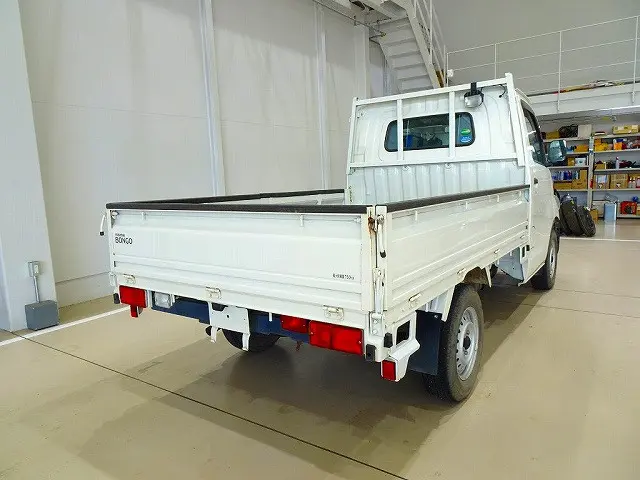 マツダ ボンゴトラック 5BF-S413F(4WD)の写真3