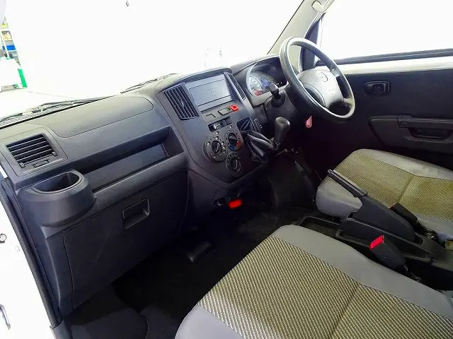 マツダ ボンゴトラック 5BF-S413F(4WD)の写真7