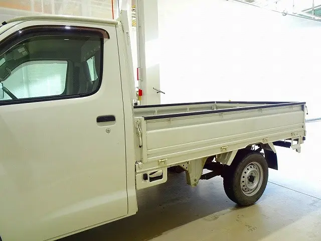 マツダ ボンゴトラック 5BF-S413F(4WD)の写真18