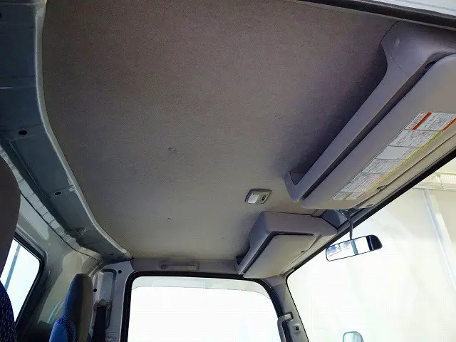 いすゞ エルフ 2RG-NPS88AR(4WD)の写真13