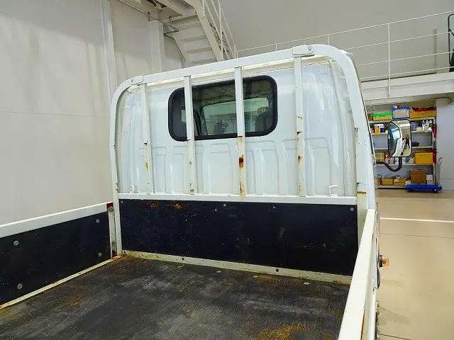 いすゞ エルフ 2RG-NJR88A(2WD)の写真22