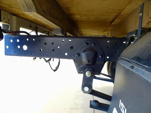 いすゞ エルフ 2RG-NJR88A(2WD)の写真35