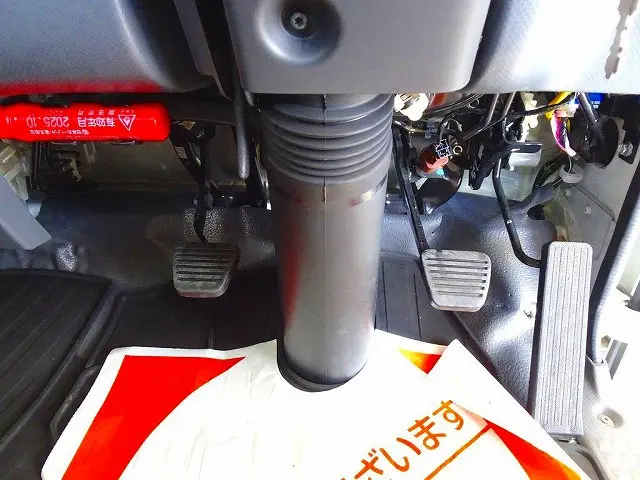 いすゞ エルフ TRG-NLR85AN(2WD)の写真16
