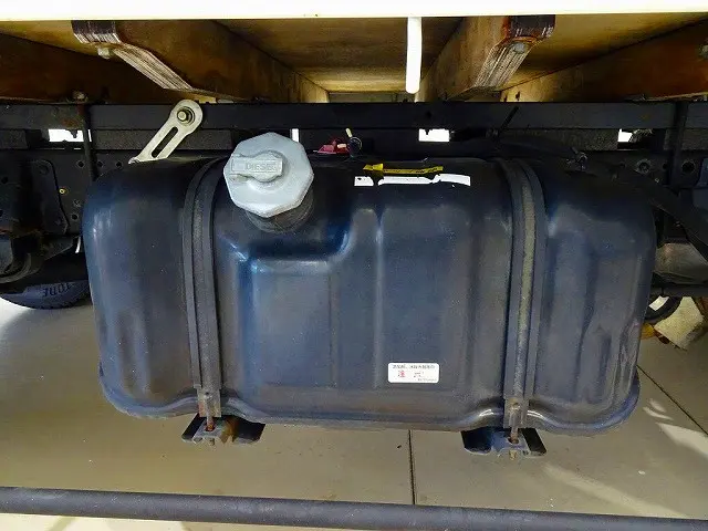 いすゞ エルフ TRG-NLR85AN(2WD)の写真32