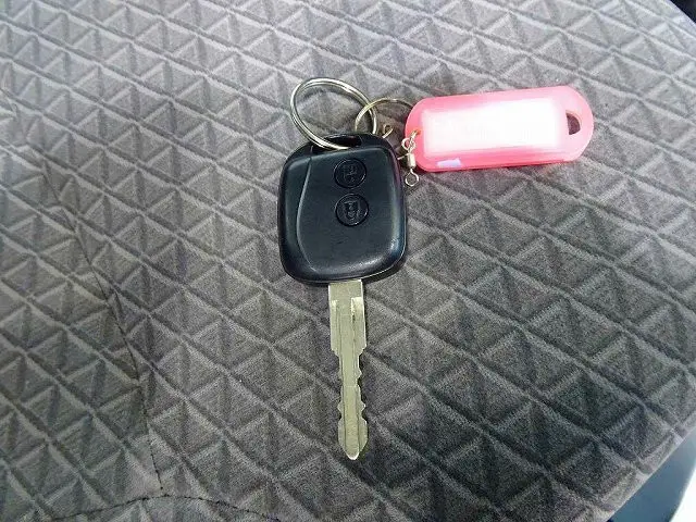 いすゞ エルフ TRG-NLR85AN(2WD)の写真35