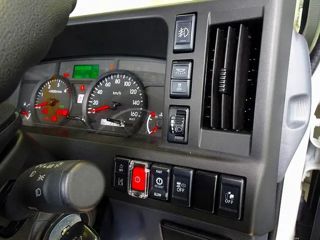 日産 アトラス 2RG-AHS88A(4WD)の写真17
