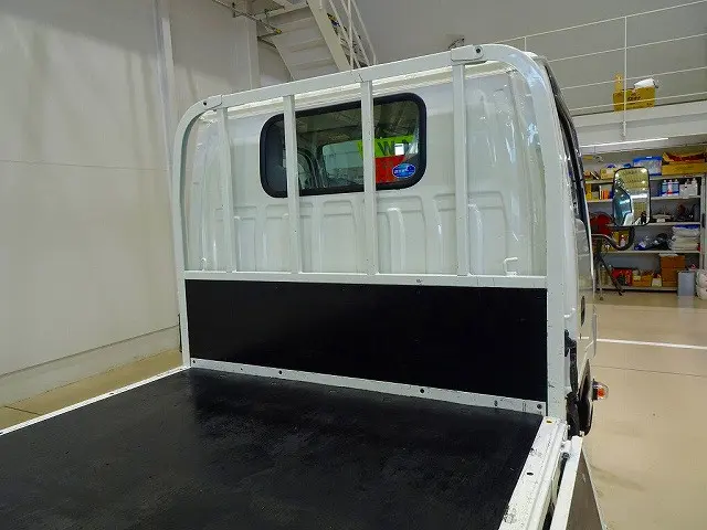荷台内寸：311×161×38　三方開　アオリ三方ゴムプロテクター付　リアアオリチェーン2個|日産 アトラス 2RG-AHS88A(4WD)の写真24