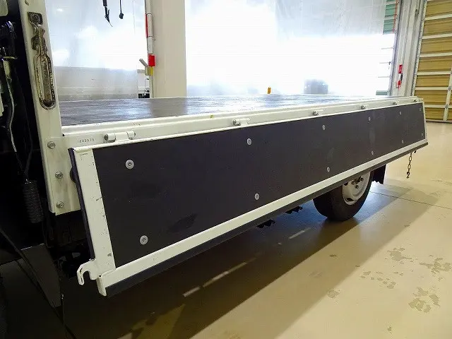 荷台内寸：311×161×38　三方開　アオリ三方ゴムプロテクター付　リアアオリチェーン2個|日産 アトラス 2RG-AHS88A(4WD)の写真28