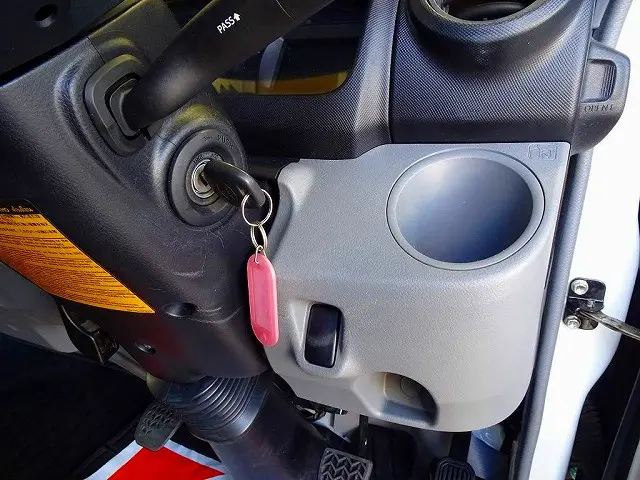 トヨタ ダイナ 2KG-XZU675(4WD)の写真18