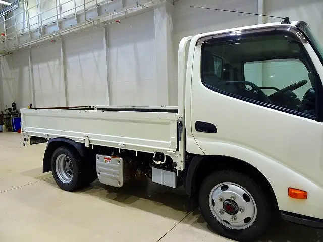 トヨタ ダイナ 2KG-XZU675(4WD)の写真22