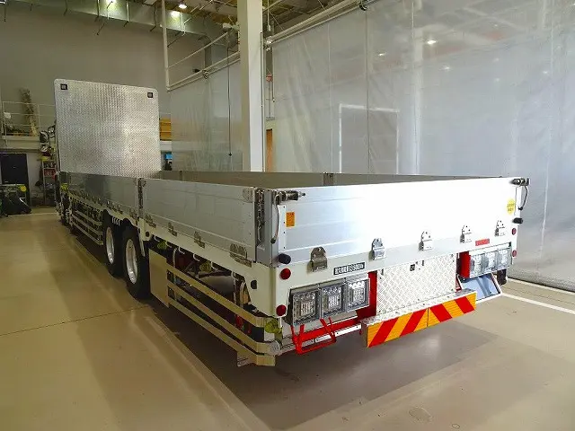 お問合せ管理No.A121 R1 プロフィア 13.5t 4軸 アルミブロック 平ボデー 総輪エアサス 410ps|日野 プロフィア 2DG-FW1EHJ(8x4)の写真4