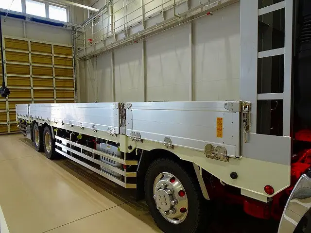 日野 プロフィア 2DG-FW1EHJ(8x4)の写真27