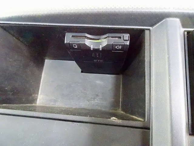 いすゞ エルフ TRG-NHS85A(4WD)の写真12