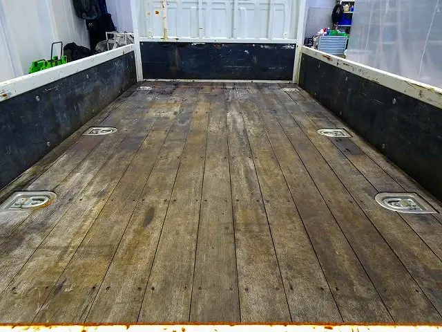 いすゞ エルフ TRG-NHS85A(4WD)の写真20