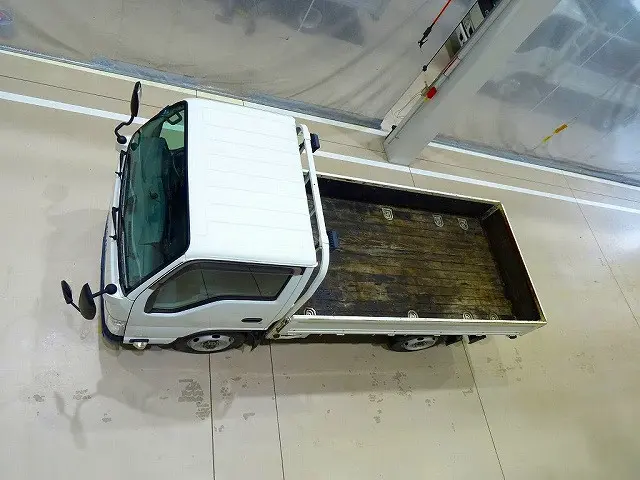 いすゞ エルフ TRG-NHS85A(4WD)の写真27