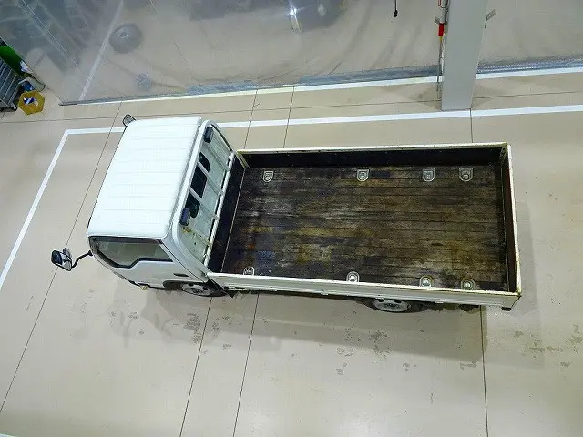 いすゞ エルフ TRG-NHS85A(4WD)の写真28