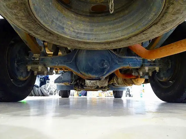 いすゞ エルフ TRG-NHS85A(4WD)の写真31