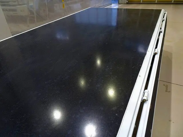 荷台内寸：312×161×38　三方開　床鉄板張り|いすゞ エルフ TRG-NJR85A(2WD)の写真27