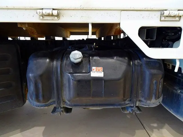 いすゞ エルフ TRG-NHS85A(4WD)の写真35