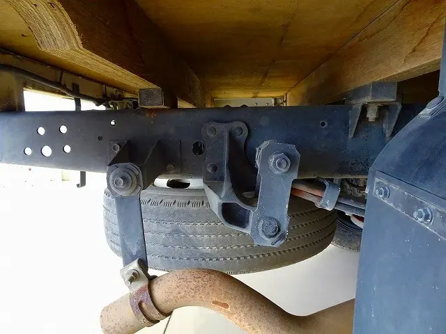 いすゞ エルフ TRG-NHS85A(4WD)の写真37