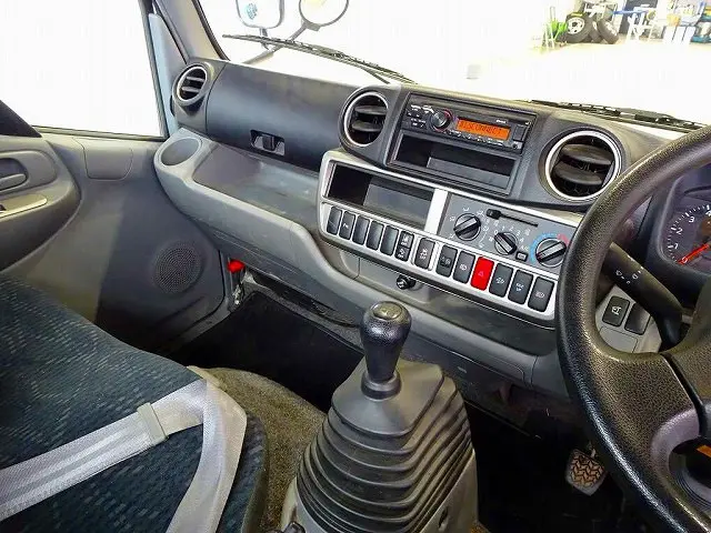 トヨタ ダイナ 2PG-GDY281(4WD)の写真9