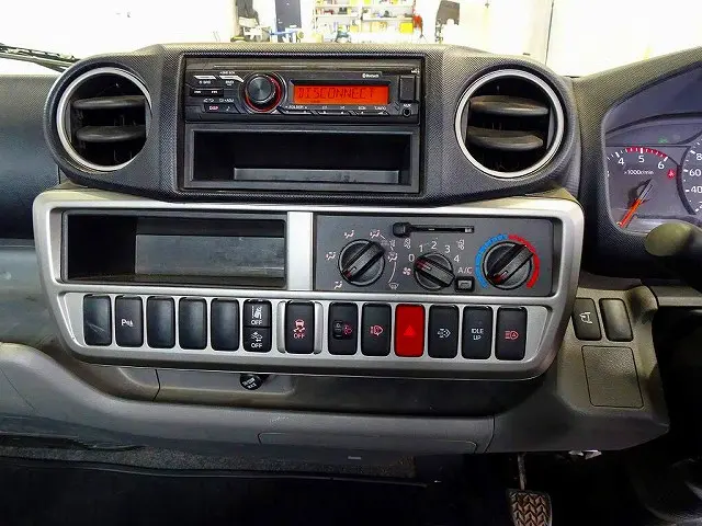 トヨタ ダイナ 2PG-GDY281(4WD)の写真10