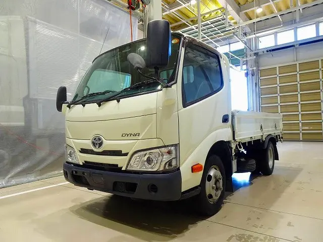 トヨタ ダイナ 2RG-XZU605(2WD)の写真1