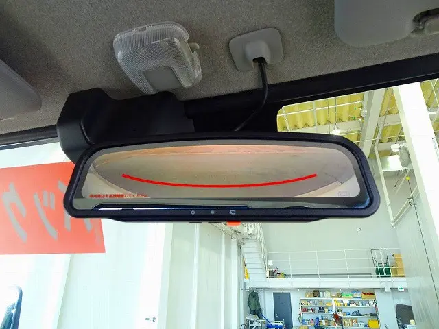 ルームミラー式バックモニター|トヨタ ダイナ 2RG-XZU605(2WD)の写真13