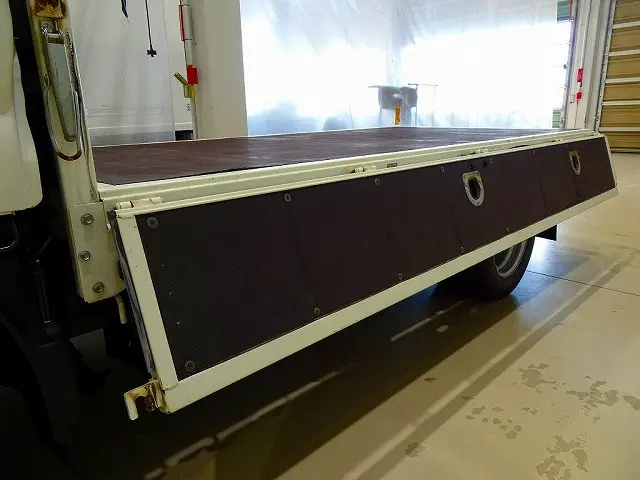 荷台内寸:305×160×38 三方開 左右セイコーラック ロープ穴2対|トヨタ ダイナ 2RG-XZU605(2WD)の写真27