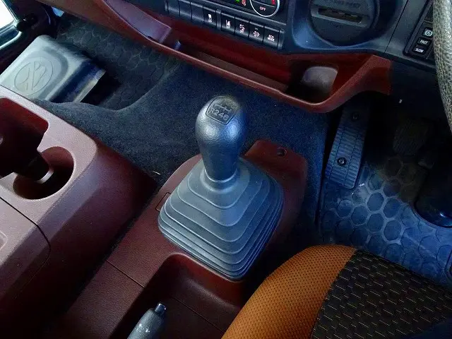 日野 レンジャー 2PG-FC2ABA(2WD)の写真18