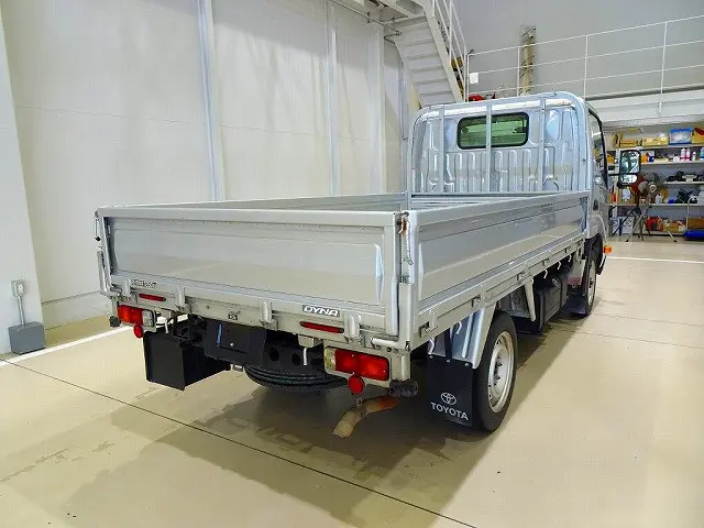 トヨタ ダイナ LDF-KDY281(4WD)の写真3