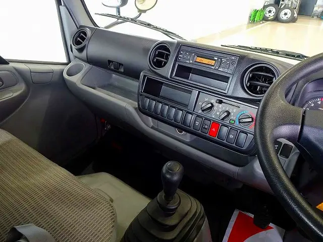 AC PS PW SRS ABS キーレス 左電格ミラー ターボ ヘッドライトLEDバルブ フォグランプ|トヨタ ダイナ LDF-KDY281(4WD)の写真9