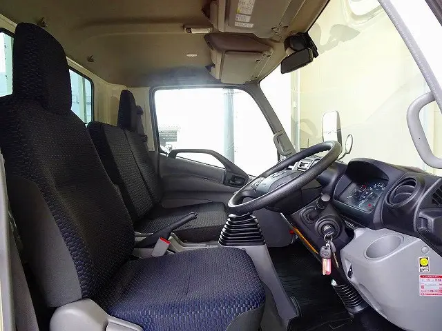 日野 デュトロ 2KG-XZU712M(2WD)の写真6