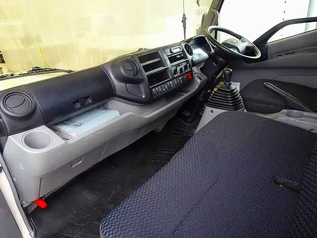 日野 デュトロ 2KG-XZU712M(2WD)の写真8