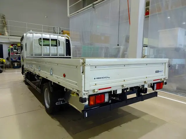 いすゞ エルフ 2RG-NPR88AC(2WD)の写真4