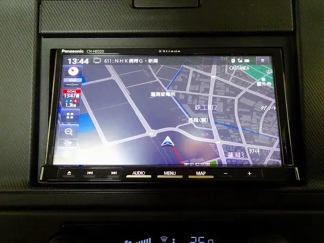 社外メモリーナビ/フルセグTV/DVD/Bluetooth(CN-HE02D)|いすゞ エルフ 2RG-NPR88AC(2WD)の写真13