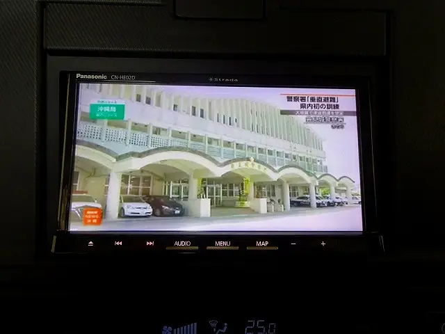 社外メモリーナビ/フルセグTV/DVD/Bluetooth(CN-HE02D)|いすゞ エルフ 2RG-NPR88AC(2WD)の写真14