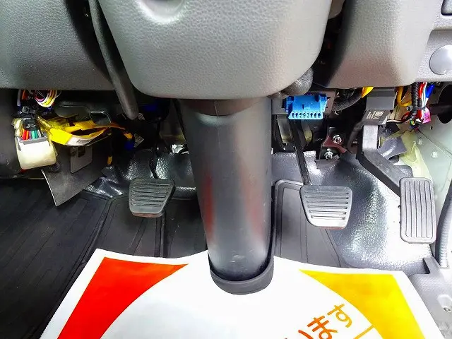 いすゞ エルフ 2RG-NPR88AC(2WD)の写真19