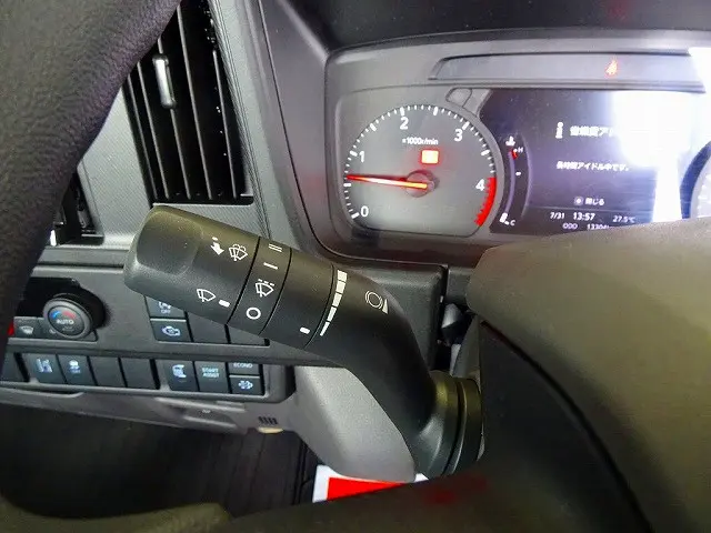 いすゞ エルフ 2RG-NPR88AC(2WD)の写真22