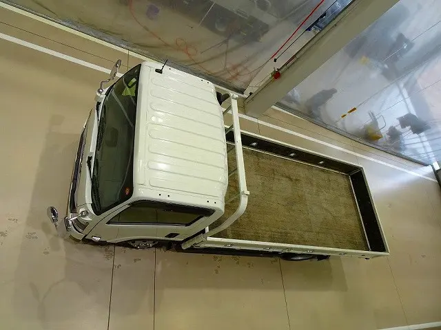 いすゞ エルフ 2RG-NPR88AC(2WD)の写真31