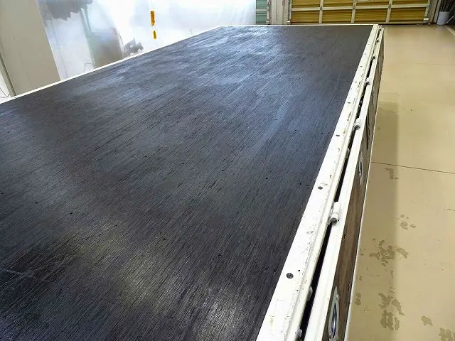 荷台内寸：435×200×38　三方開　左右セイコーラック　ロープ穴4対　リアアオリチェーン2個|いすゞ エルフ 2RG-NPR88AC(2WD)の写真32