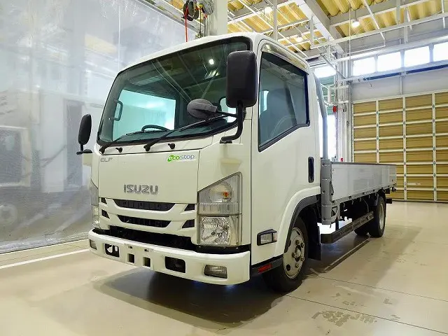 いすゞ エルフ TRG-NLR85AR(2WD)の写真1
