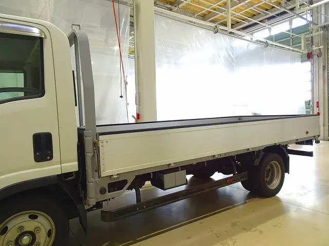 いすゞ エルフ TRG-NLR85AR(2WD)の写真23