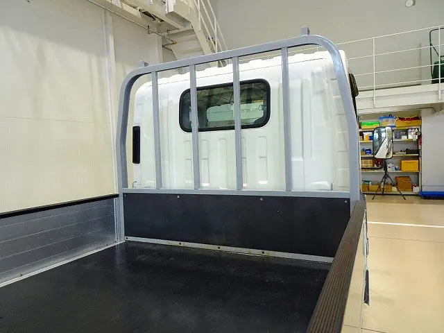 いすゞ エルフ TRG-NLR85AR(2WD)の写真24