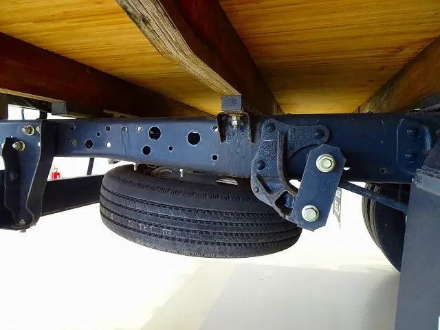 いすゞ エルフ TRG-NLR85AR(2WD)の写真38