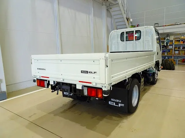 お問合せ管理No.A361 R7 エルフ 1.55t 4WD(切替式) FFL Wタイヤ 平ボデー 未使用車|いすゞ エルフ 2RG-NHS88A(4WD)の写真3