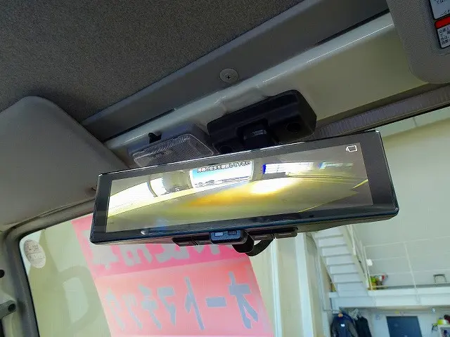 ルームミラー式バックモニター|いすゞ エルフ 2RG-NHS88A(4WD)の写真12